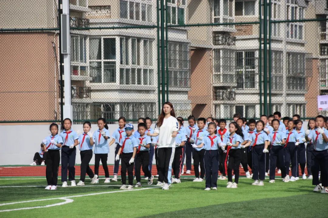 庆祝建党百年大型排舞展演西安,建党100周年校园啦啦操比赛