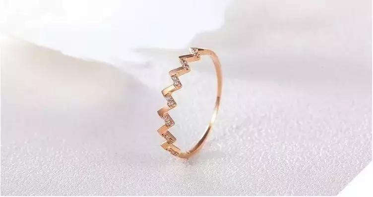 18K金的好处,空心的18k金