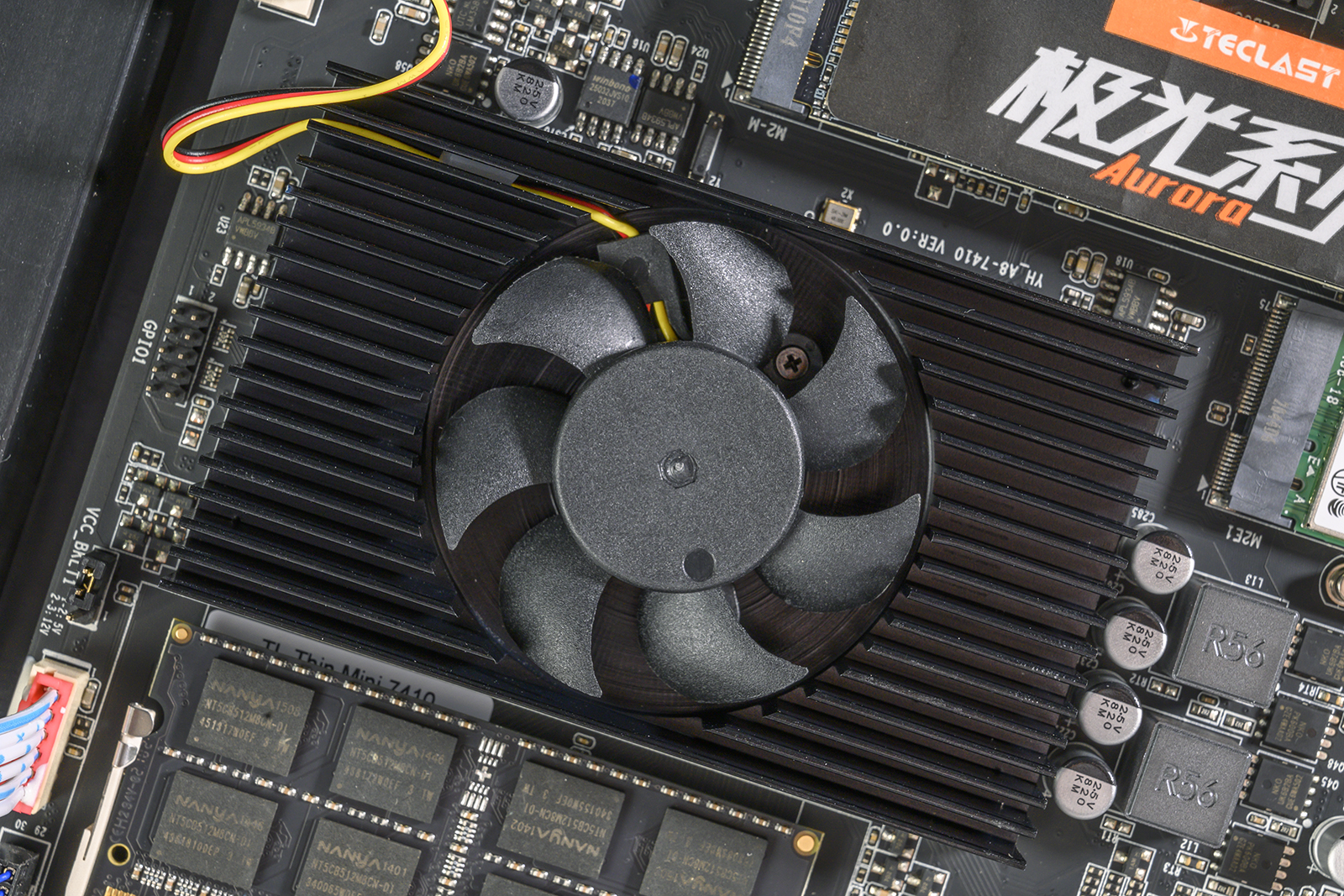 网课娱乐办公一站解决，台电一体机电脑C24AirA8C