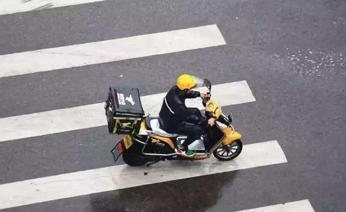 外卖乱象需要监管,外卖乱象清除证件