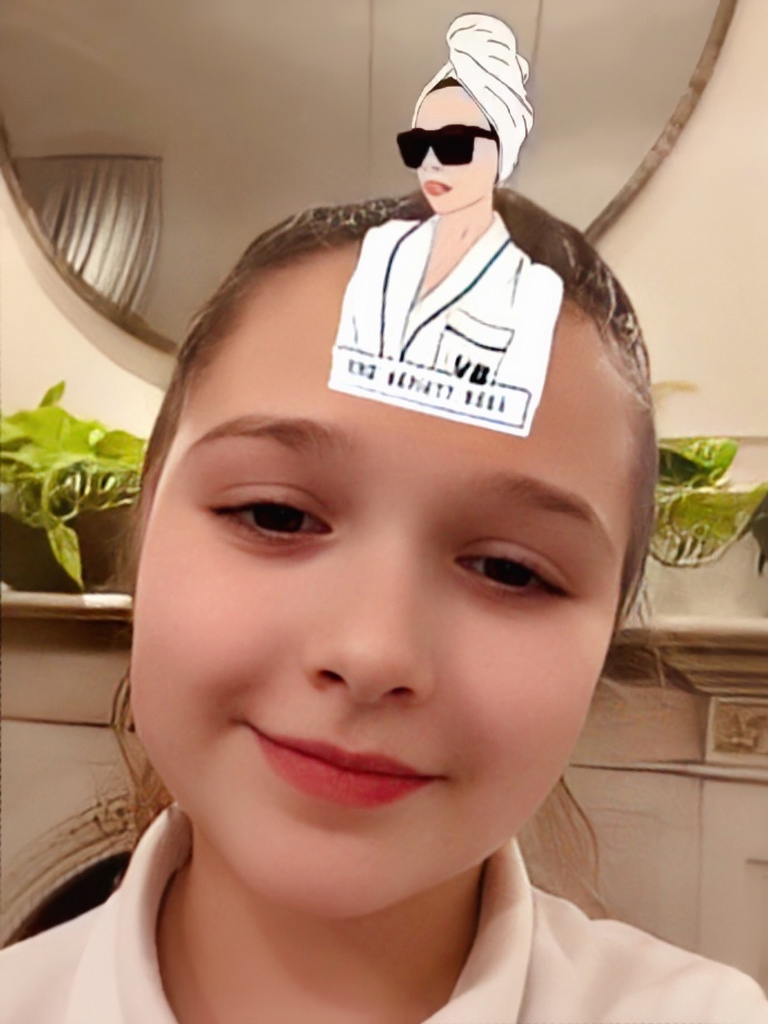 贝克汉姆小七全家照,贝克汉姆家小七最新情况