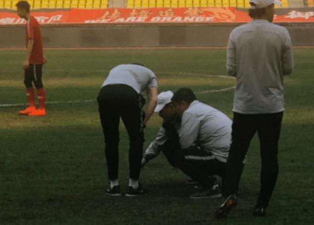 中国足球近几年的奇葩事,中国足球雷人囧事