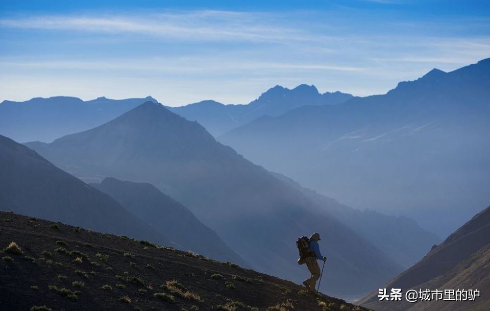 徒步护膝用开放式还是包裹式,徒步护膝是预防型还是加强型