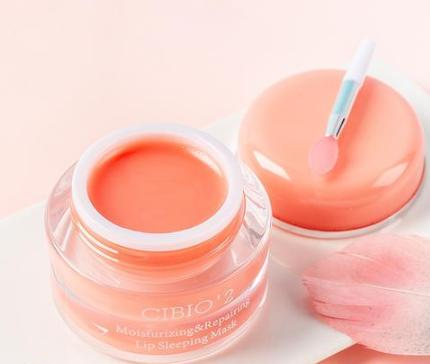 嘴唇容易干燥哪款唇膜好用,去唇部死皮平价唇膜推荐