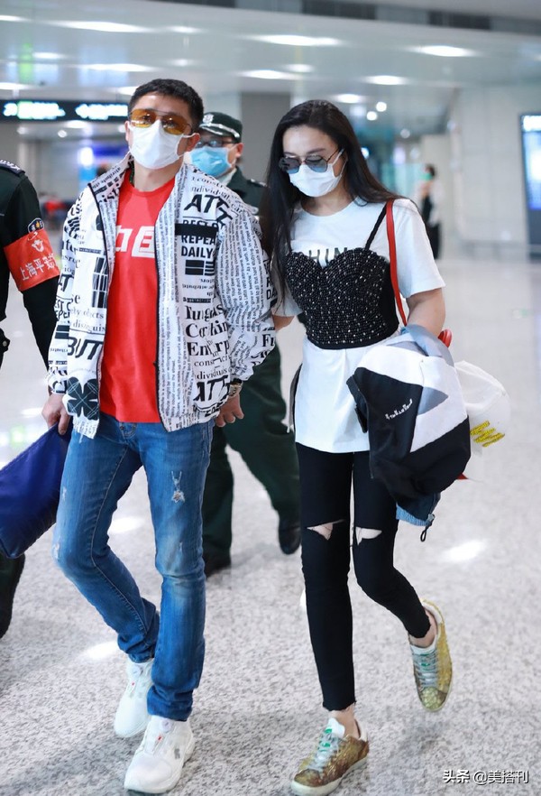 冉莹颖黑色露肩,冉莹颖长款吊带