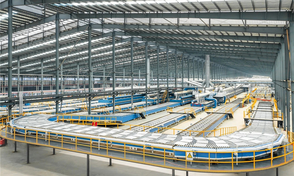 如果公司给的工资不足养活自己,在公司事情多工资少该怎么做