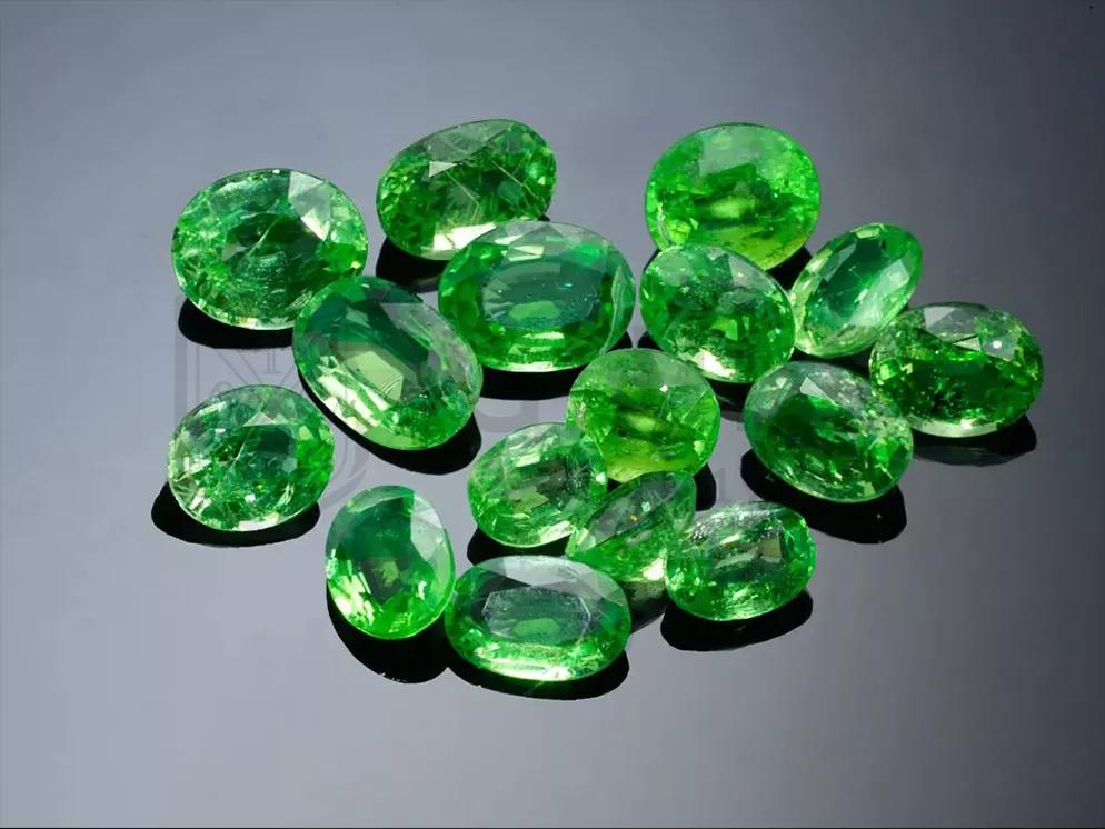 红色彩宝有哪些,红色彩宝都有哪几种