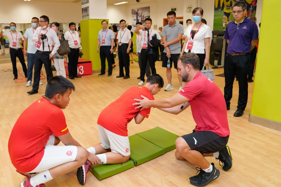 中国足球青训队怎么进,恒大足校青训水平