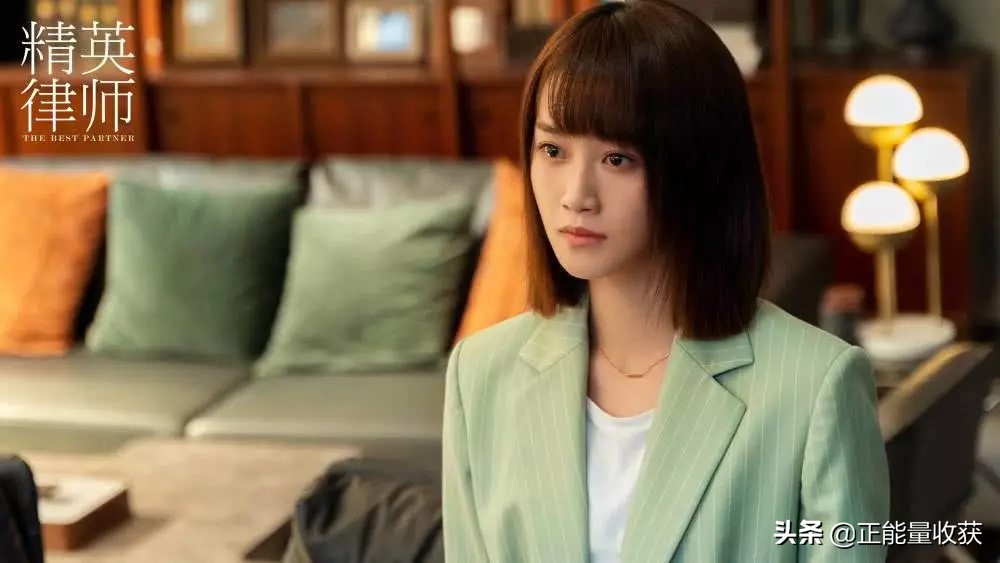 《精英律师》德才兼备才是精英：洋装虽然穿在身，依然心怀中国梦