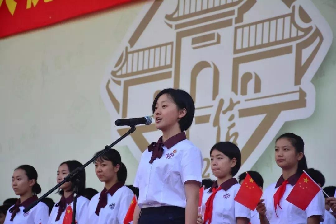 看完谁说中学校服丑？？这几所学校的校服简直颜值爆表