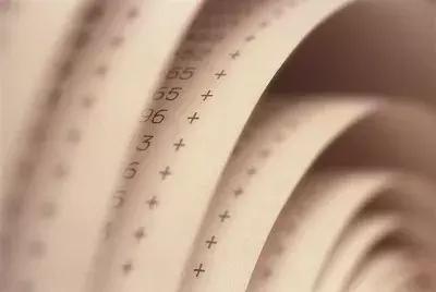 足浴店里代购*合六**彩？一包现金神奇变成了……丨今晚九点半