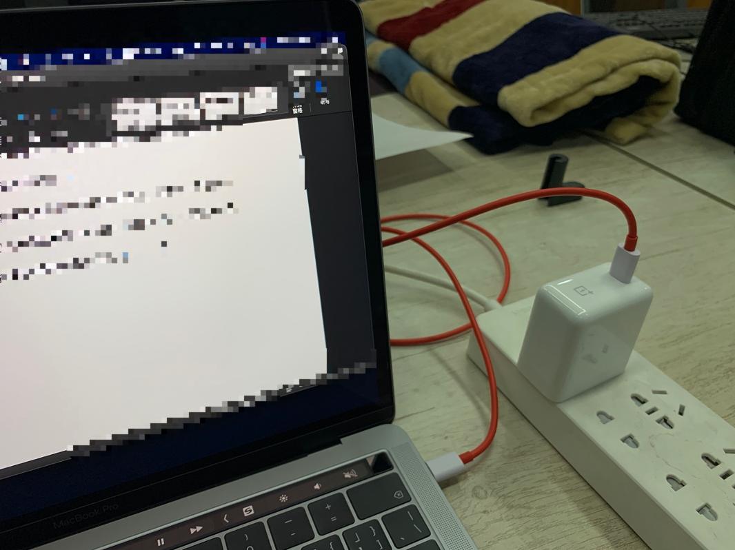 一加8t现在还值得入手吗,现在都8月了一加8t还值得购买吗