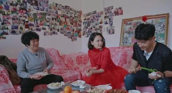 屡传卑微的“寒门贵媳”程莉莎，凭什么活得又作又幸福？真相戳心