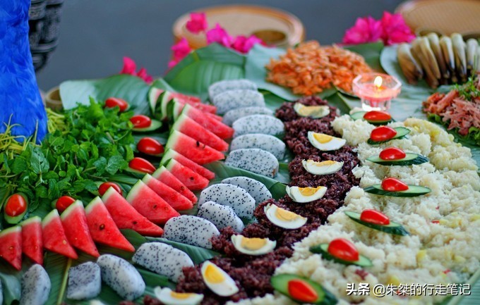 西双版纳泼水节攻略,西双版纳傣族泼水节和广西泼水节