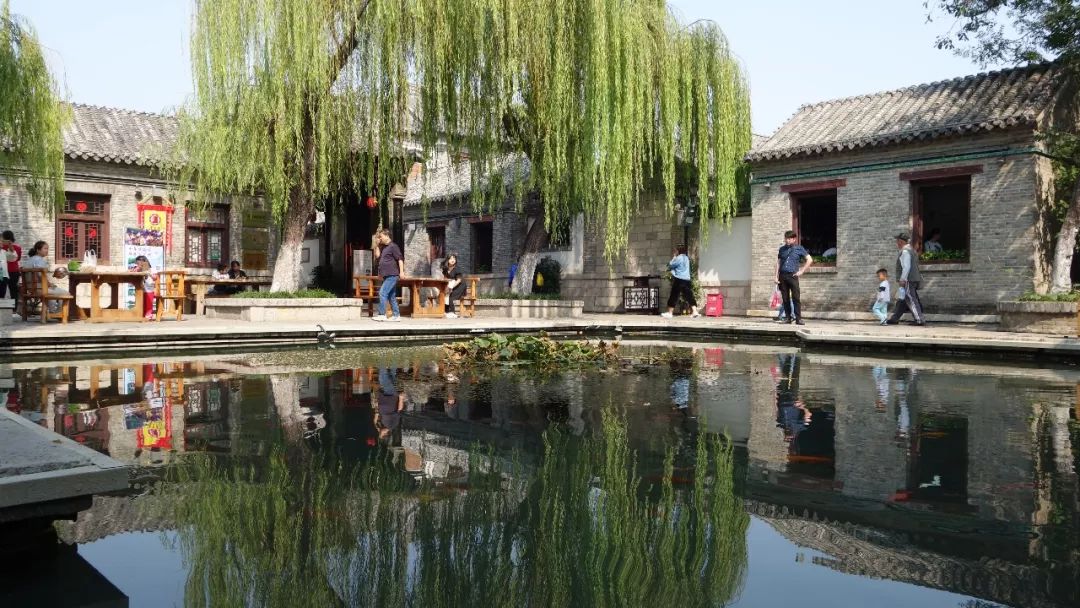 济南这座城市带来了太多的回忆,济南是一座四季美如画的城市