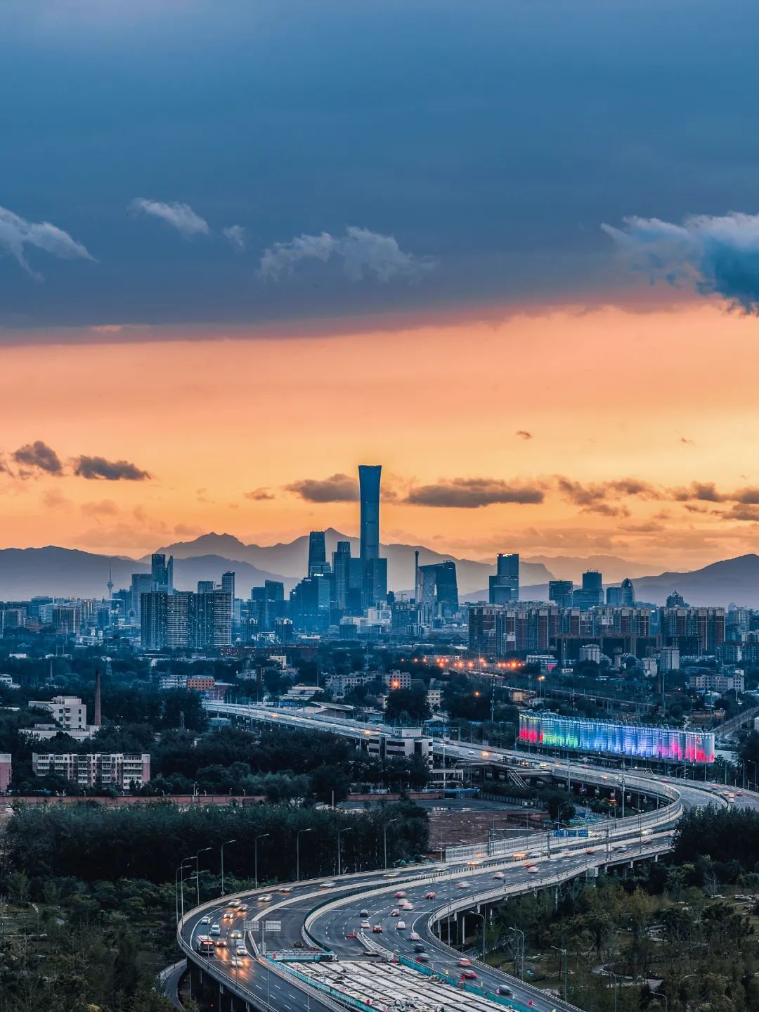 地震频发是怎么回事,四川地震频发的原因