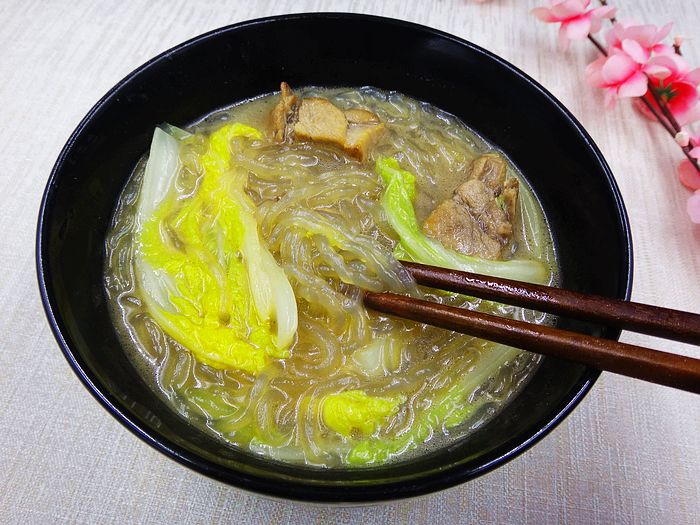 鸭肉炖粉条最简单的做法,鸭肉炖白菜土豆粉条的做法