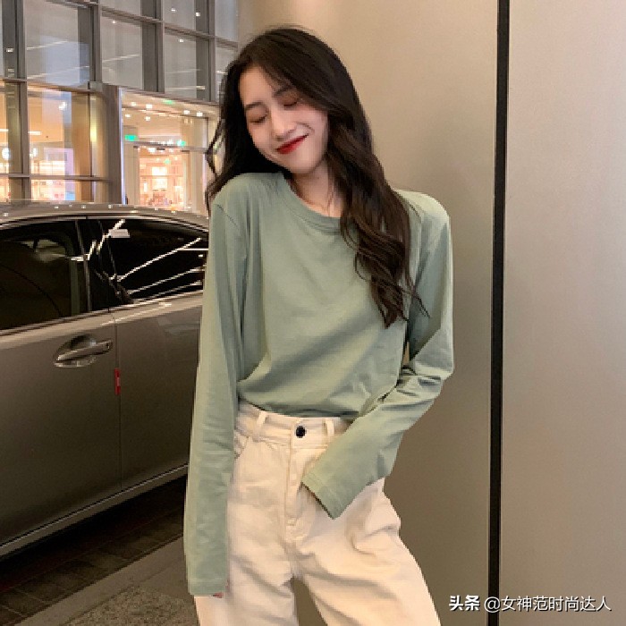 长款打底衫怎么穿搭好看,最流行的打底衫百搭减龄