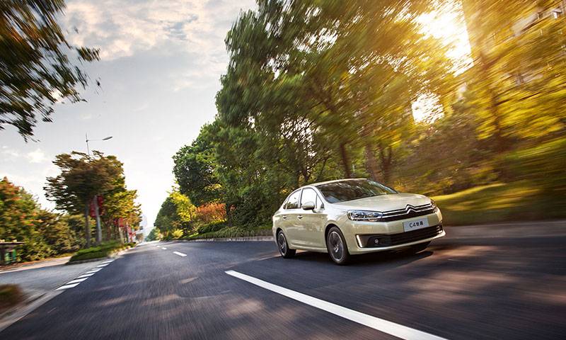 雪铁龙C4世嘉油耗多少,雪铁龙c4世嘉最新价位