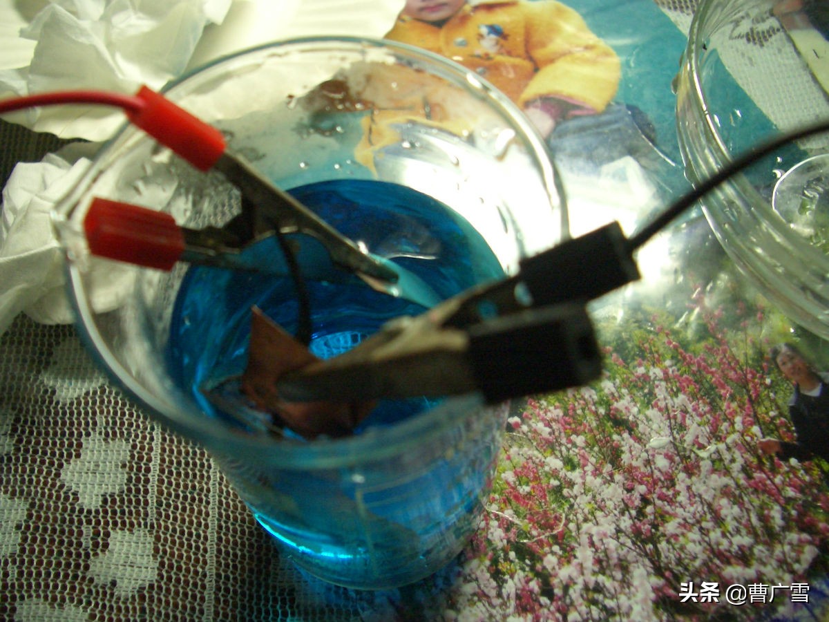 叶脉造型创意画幼儿作品,孩子喜欢的儿童创意画教程6-7岁