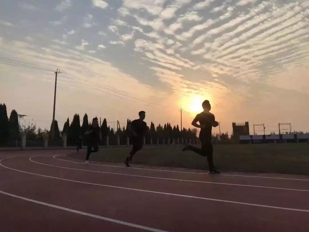 微靖江,野狼突击队靖江