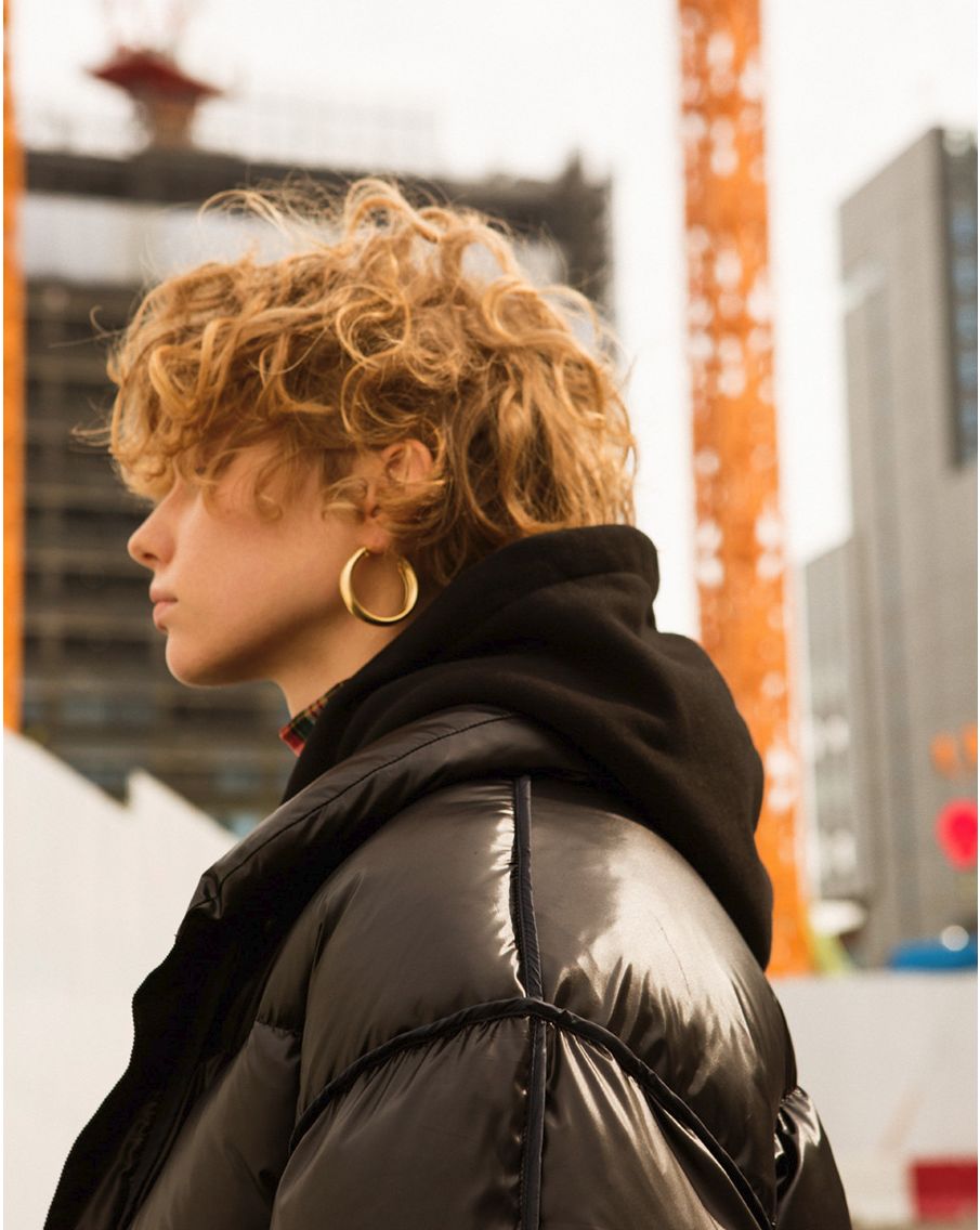 闊╁墽濂充富绌挎惌鍝佺墝,闊╁墽濂宠绌挎惌鍝佺墝