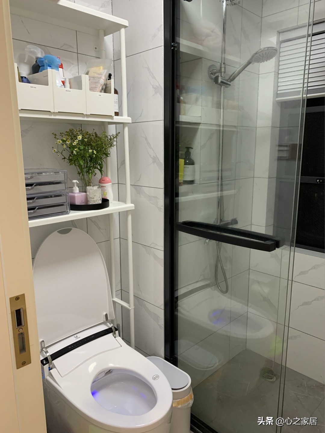 85平两室一厅电视墙,85寸电视小背景墙