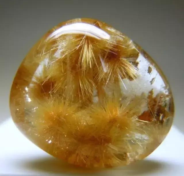 全球最大宝石原石,全球最大的珍贵宝石