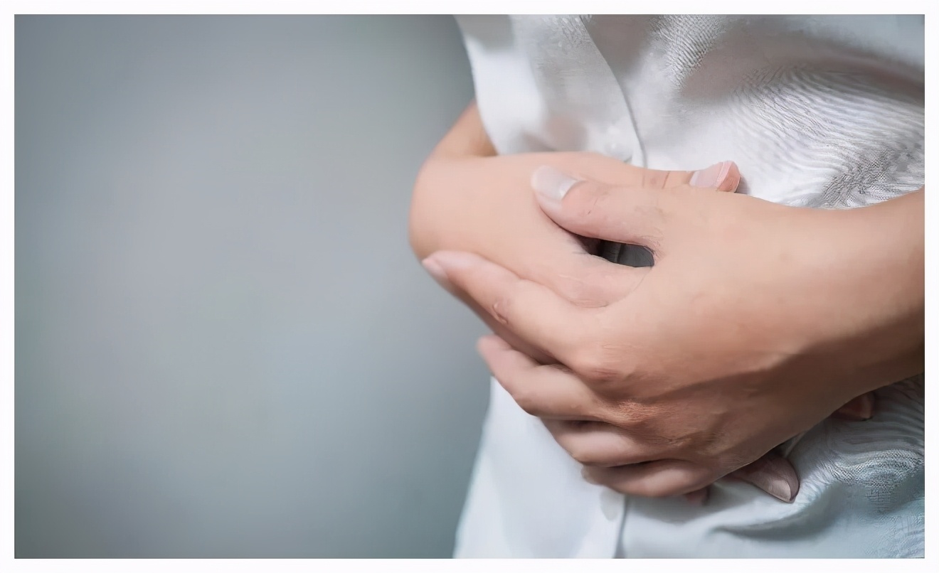 女性来月经有臭味是什么原因,经期有鱼腥味怎么解决