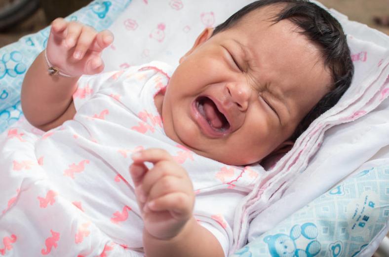 孩子耳朵里长了肉球,耳朵旁边有个小肉球几岁可以切除