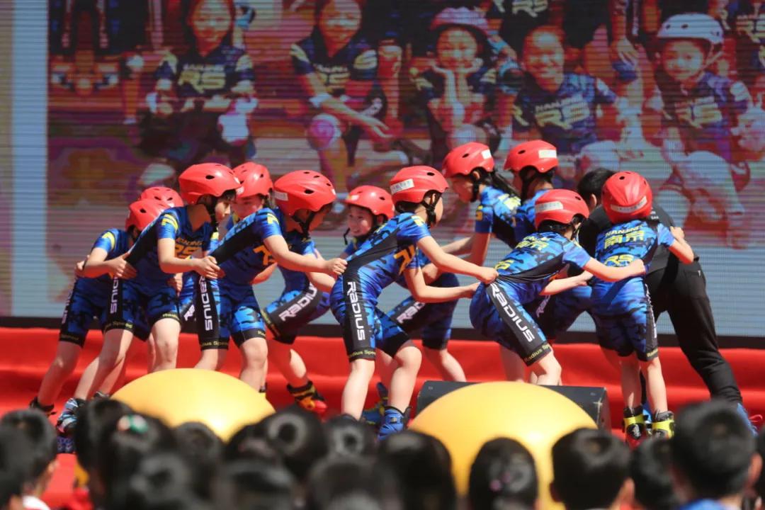 名校力量|这所游小联盟校有两把“宝剑”！未来可期