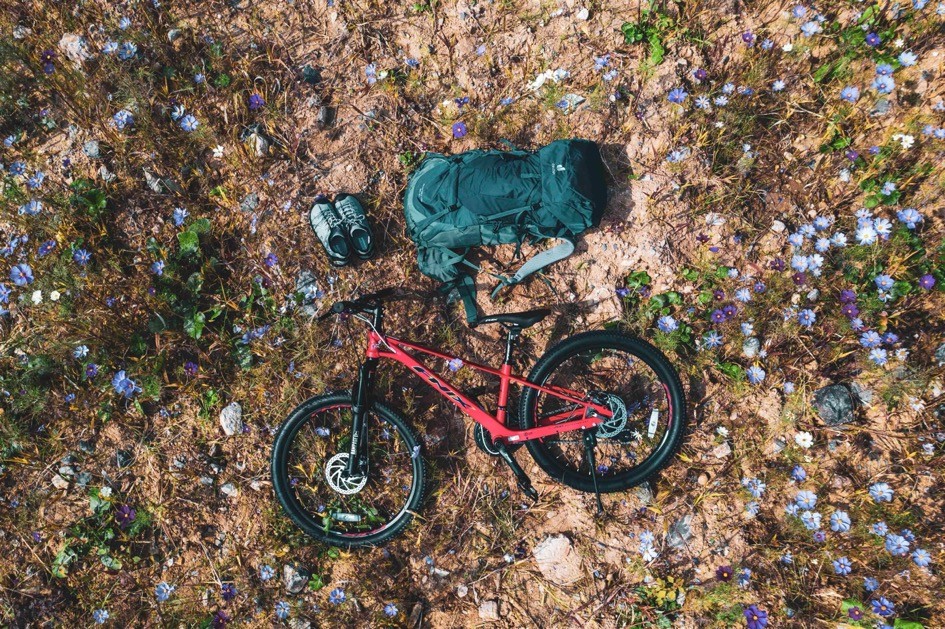 多特湖水蓝背包,deuter背包橄榄绿