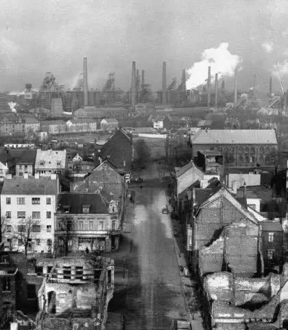 蒂森克虏伯的发展史,蒂森克虏伯原来是干嘛的