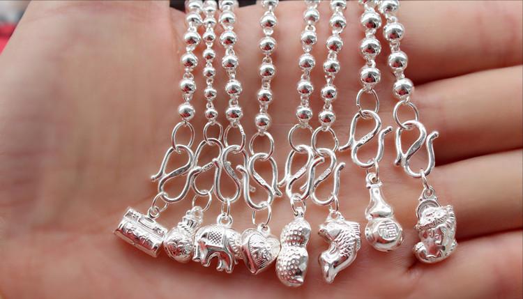 足金跟银饰一起佩戴,佩戴银饰有什么讲究禁忌