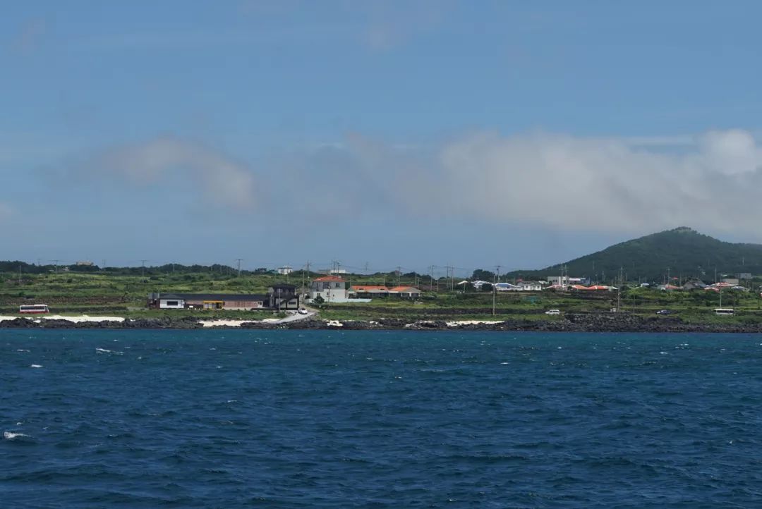 去济州岛吃海鲜贵吗,去韩国吃炸鸡多少钱
