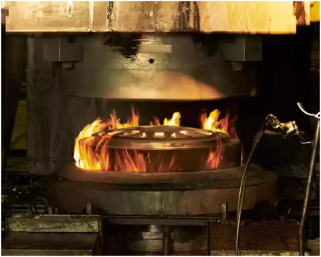 日本bbs和德国bbs区别,德国的bbs轮毂有什么优势