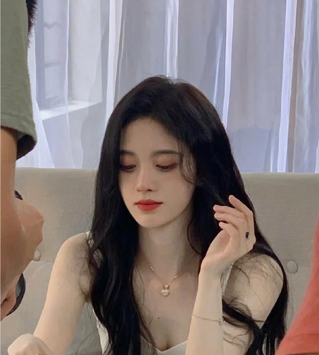 适合所有脸型的刘海怎么剪好看,适合任何脸型的刘海怎么剪最好看