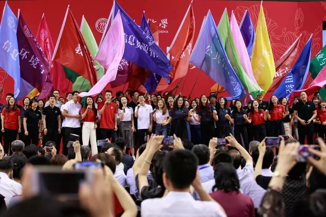 毕业季|扬帆新征程2019届人大人，毕业快乐