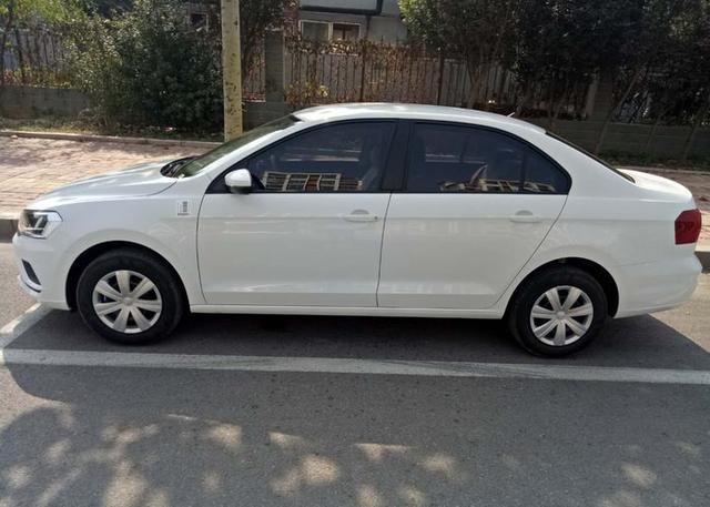 普通家庭买哪款车实用,普通人买好车别人怎么看