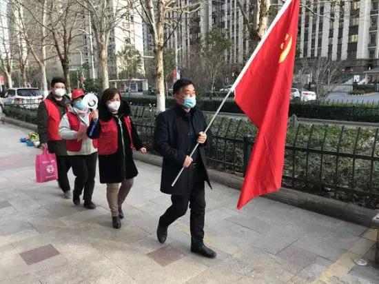 城市党建筑牢疫情防控防线,党建引领筑牢疫情防控红色堤坝