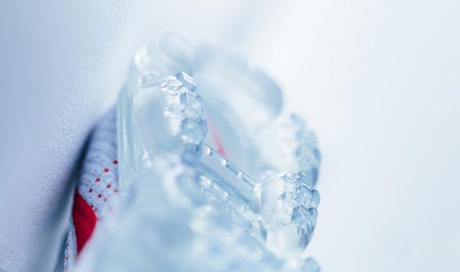 耐克气垫要买大一号吗,耐克气垫鞋适合大体重吗