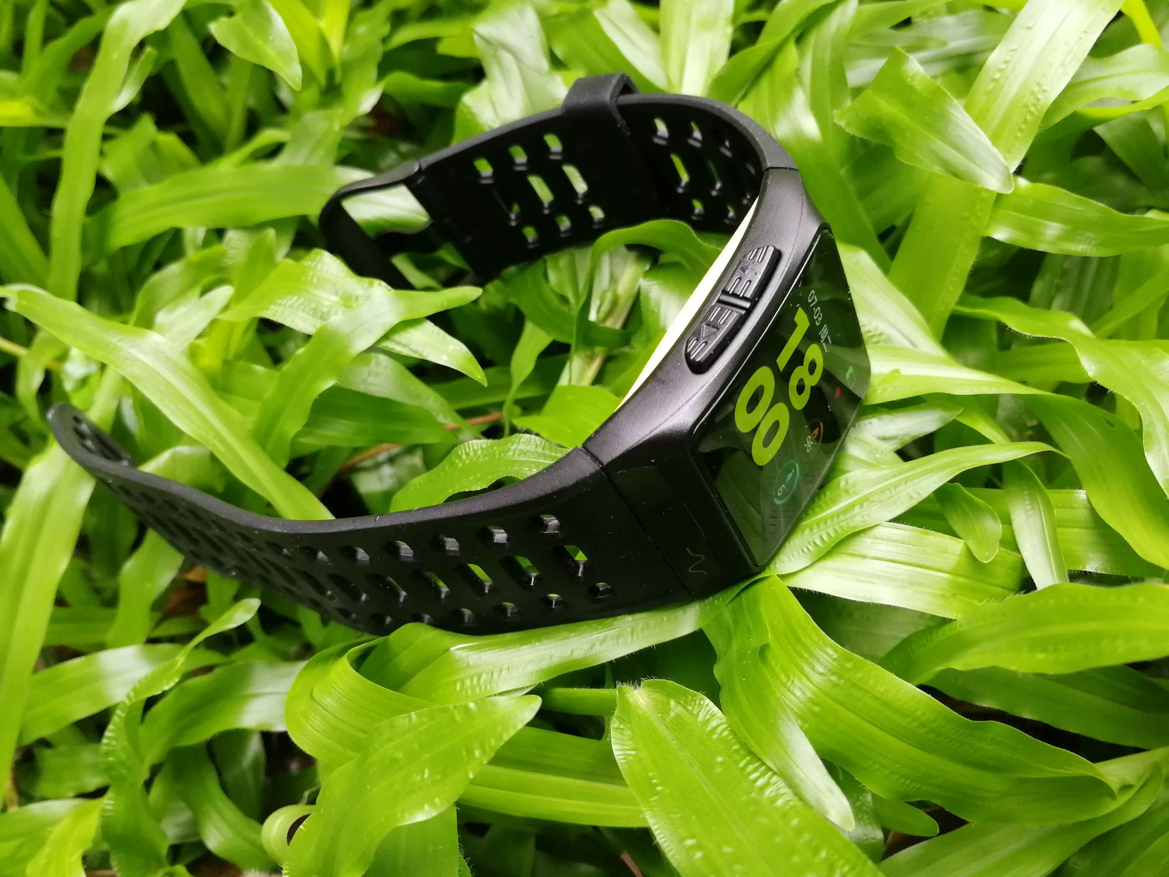 十款最佳运动手表男款,运动手表排行榜前十名运动手表