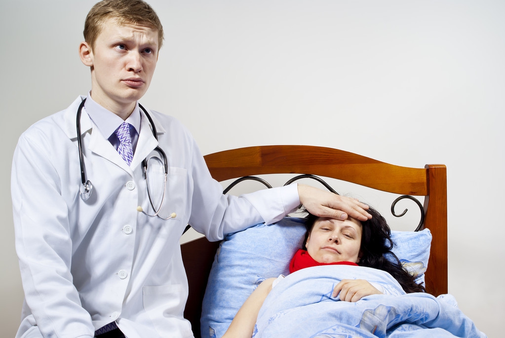 如果在生活中，遇到突发心肌炎大家该如何处理？