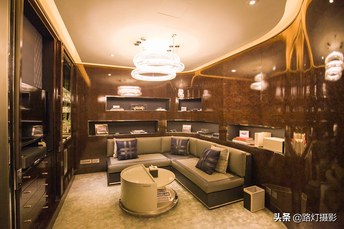 迪拜7星酒店最便宜房间的价格,迪拜住什么酒店性价比最好