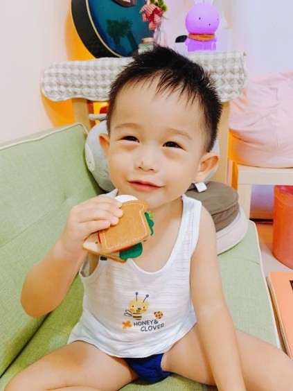 蒙特梭利益智玩具布书,蒙特梭利早教布书给宝宝自己做的