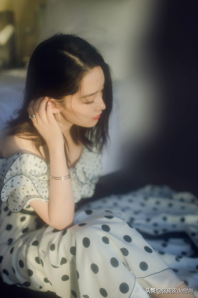 形容女孩子像花一样美,如何浪漫的形容一个女孩子