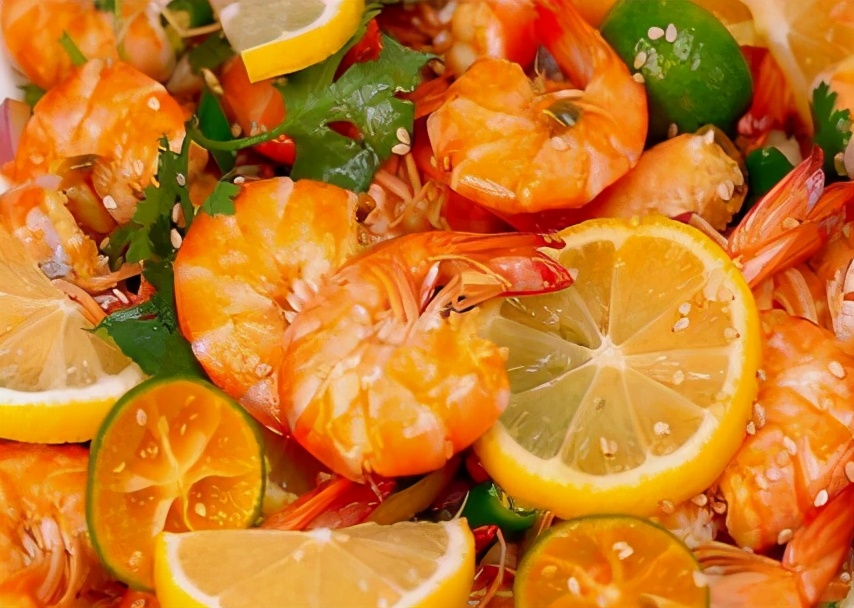 海鲜和维c一起吃多少量才会中毒,海鲜跟维c一起吃真的会中毒吗