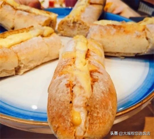 #吃遍大连#披萨的诱惑!一个蕴藏着芝士力量的神物