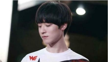 英雄联盟职业选手遇到演员怎么办,英雄联盟遇到演员怎么举报