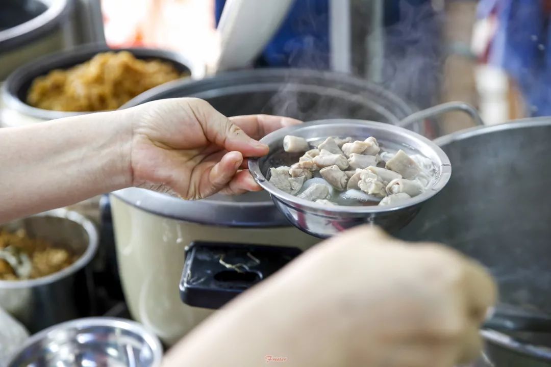 海南人有一套完整的消暑List，这其中绝对少不了吃糖水